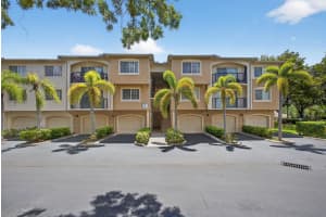 1100 Crestwood Court S 1113, Royal Palm Beach
