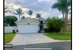 1708 Sawgrass Circle, Greenacres