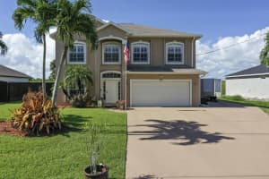 373 Sw Kestor Drive, Port Saint Lucie