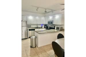 1605 16th Terrace, Palm Beach Gardens