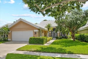 2320 Saratoga Bay Drive, West Palm Beach