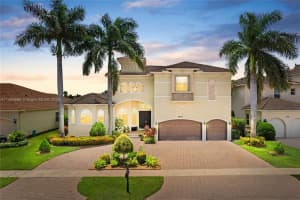 8605 Club Estates Way, Lake Worth