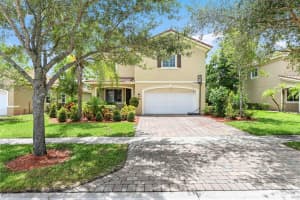 6819 Osage Circle, Greenacres