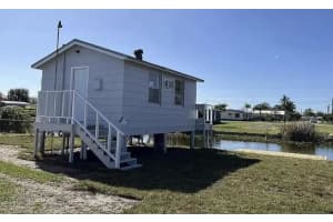 1520 Hunter Road A, Okeechobee