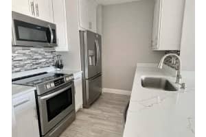 630 S Sapodilla Avenue 431, West Palm Beach