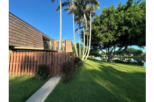 622 Springdale Circle, Palm Springs