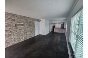 3777 Nw 78th Avenue 2a, Davie