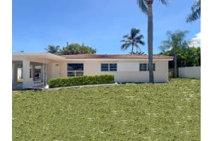 2370 Ne 4th Avenue, Boca Raton