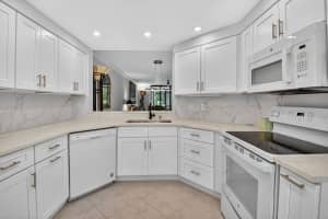 15362 Strathearn Drive, 12802, Delray Beach