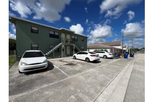 1273 W 34th Street 1, Riviera Beach