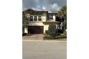 23008 Clear Echo Drive 11, Boca Raton