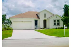 418 Se Guava Terrace, Port Saint Lucie