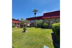 12019 W Greenway Dr 203, Royal Palm Beach