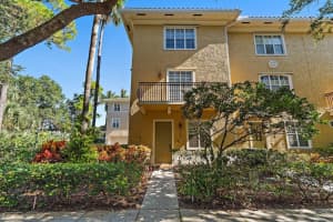 113 W Indian Crossing Circle, Jupiter