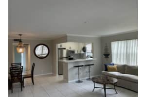 205 Dorchester I 205, West Palm Beach