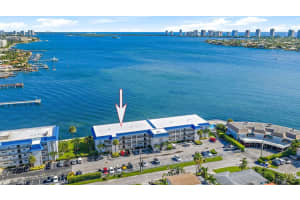 400 Wilma Circle 103, Riviera Beach