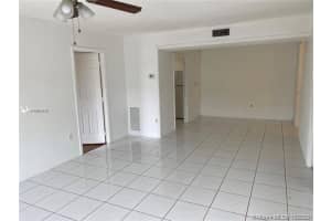 4166 Inverrary Drive 303, Lauderhill