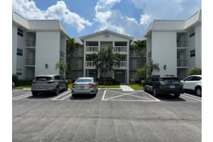 29 Colonial Club Drive 205, Boynton Beach