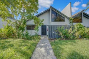 100 Sparrow Drive 4, Royal Palm Beach