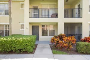 166 Sw Peacock Boulevard 34-102, Port Saint Lucie