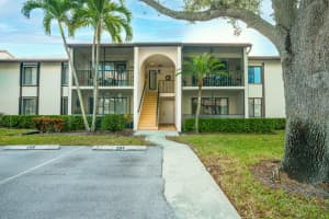 2025 Sw Silver Pine Way 120-d1, Palm City