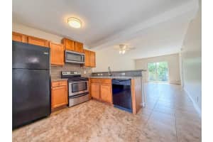 2107 Se 3rd Street Unit B, Boynton Beach