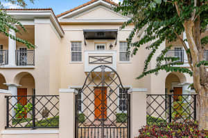 8309 Nw 8th Way, Boca Raton