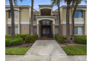 815 W Boynton Beach Boulevard W 1-205, Boynton Beach