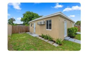 529 Nw 15th Way 2, Fort Lauderdale