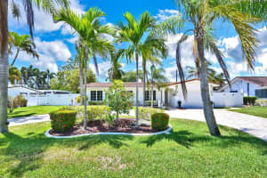 904 Se 12th Street, Deerfield Beach