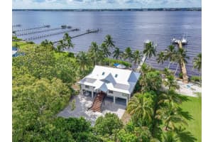 90 Nw Alice Street, Jensen Beach