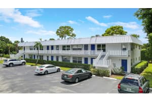 2929 Se Ocean Boulevard I9, Stuart