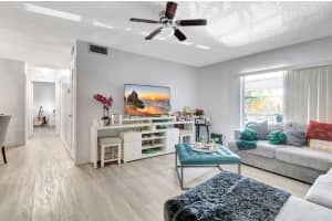 1124 Nw 13th Street 208a, Boca Raton