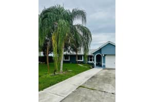 1974 Se Tiffany Avenue B, Port Saint Lucie
