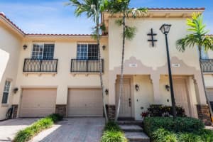 106 S Longport Circle 14c, Delray Beach