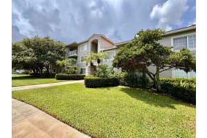 5055 Wiles Road 106, Coconut Creek
