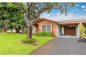 2667 Se 27th Lane 64a, Boynton Beach