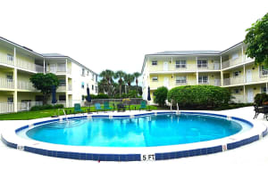 1441 Ocean Drive 201, Vero Beach