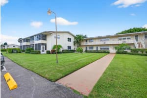 221 Coventry J, West Palm Beach