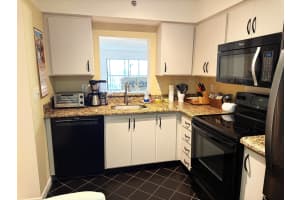 7240 Huntington Lane 704, Delray Beach