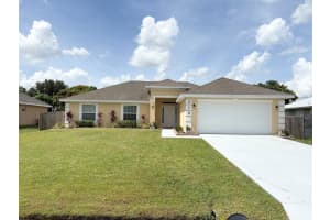 213 Sw Starfish Avenue, Port Saint Lucie
