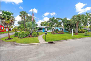 631 S Palmway, Lake Worth Beach