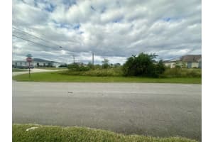 689 Sw Fair Avenue, Port St. Lucie, Fl 34953, Port Saint Lucie 689 Sw Fair Avenue, Port St. Lucie, Fl 34953, Port Saint Lucie