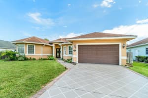 3461 Sw Funtuna Street, Port Saint Lucie