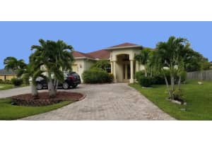 414 Sw Cherry Hill Road, Port Saint Lucie