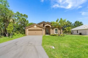 1581 Sw Underwood Avenue, Port Saint Lucie
