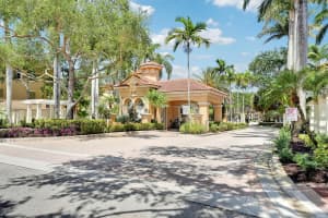 2568 Gardens Parkway, Palm Beach Gardens