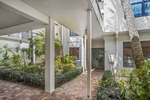 730 Greensward Court 105-j, Delray Beach