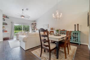10537 Pelican Drive, Wellington