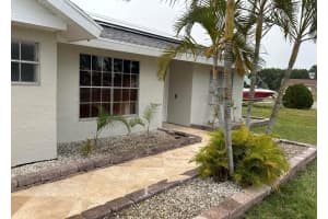 643 Se Preston Lane, Port Saint Lucie